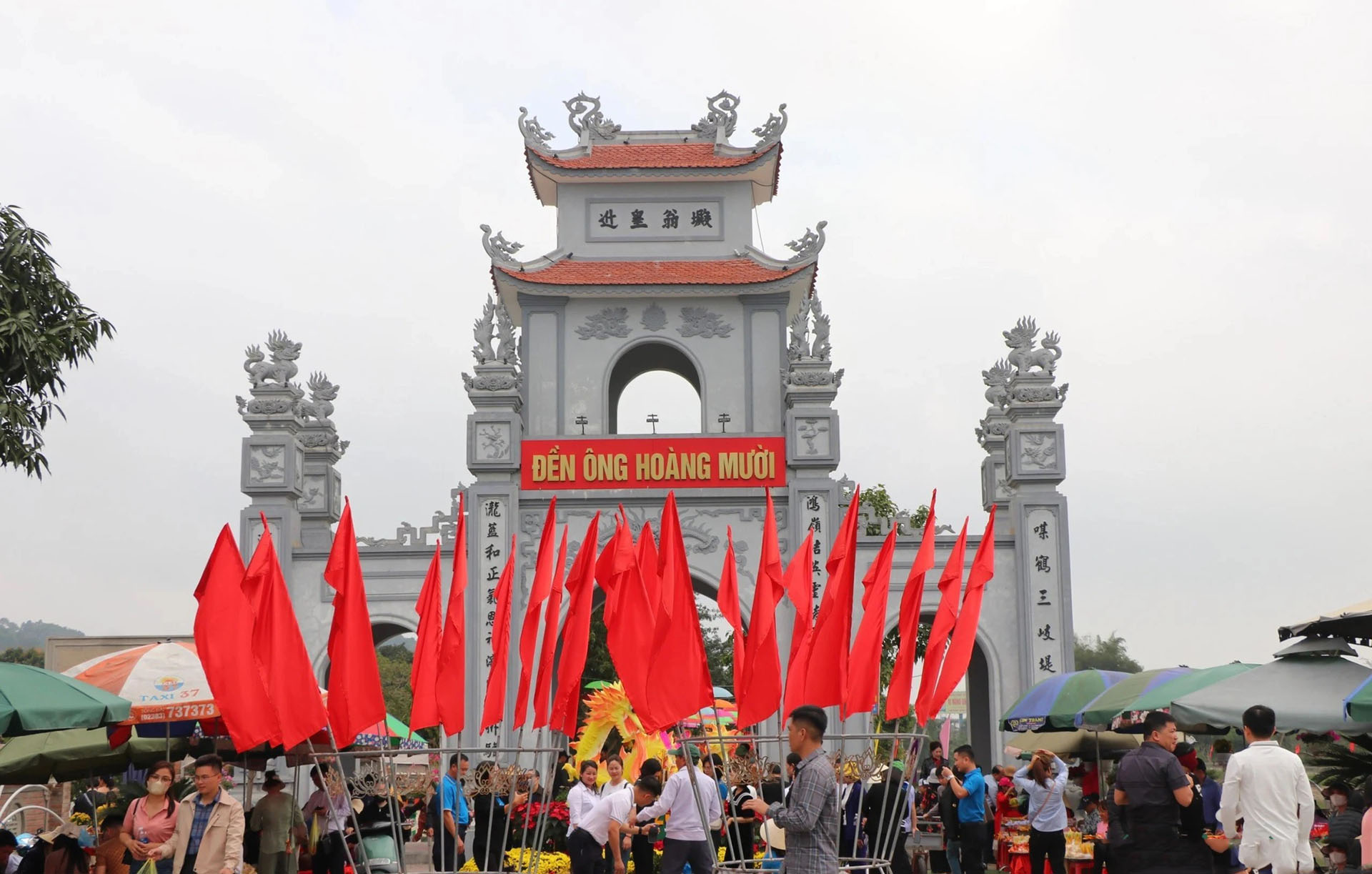 Lễ hội Đền Ông Hoàng Mười Nghệ An có gì đặc sắc? Thời gian và kinh nghiệm tham gia