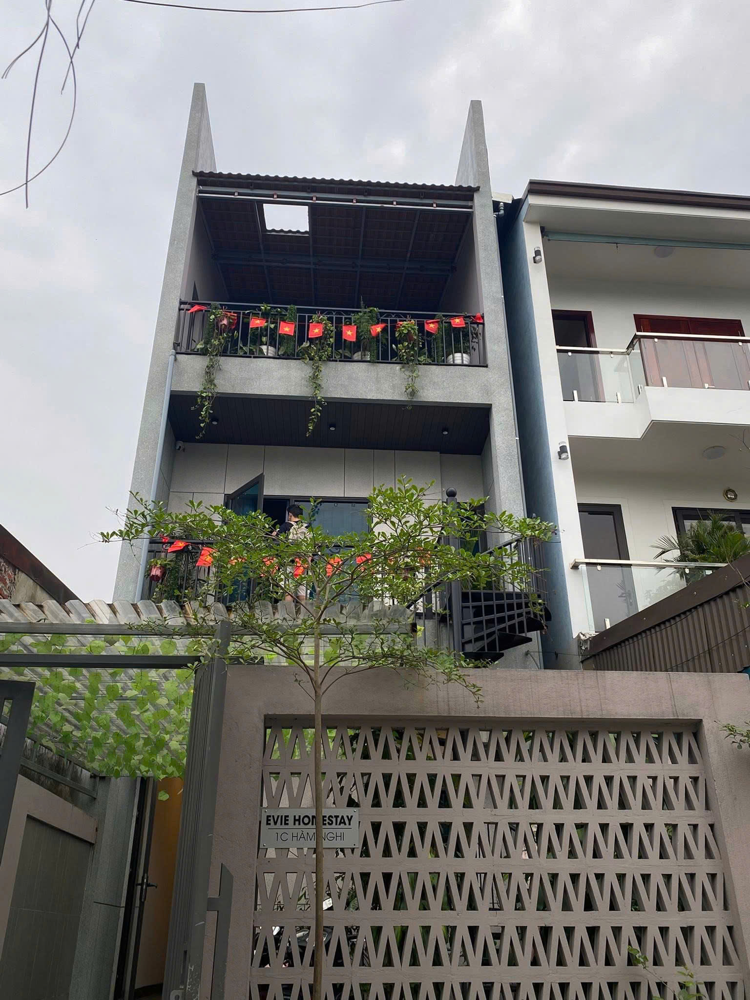 Evie Homestay