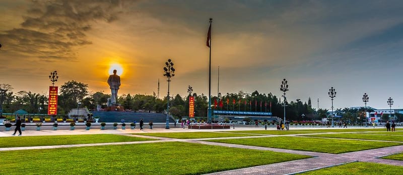 Du Lịch TP. Vinh Từ A–Z: Top Điểm Tham Quan, Đặc Sản Và Gợi Ý Nơi Lưu Trú